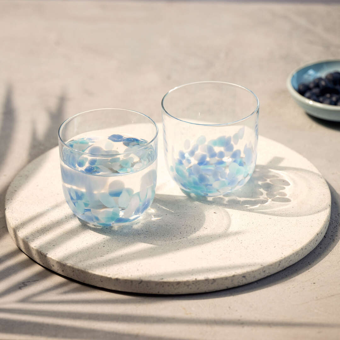 Blaues Wasserglas aus der Like Glass Kollektion von Boch-1