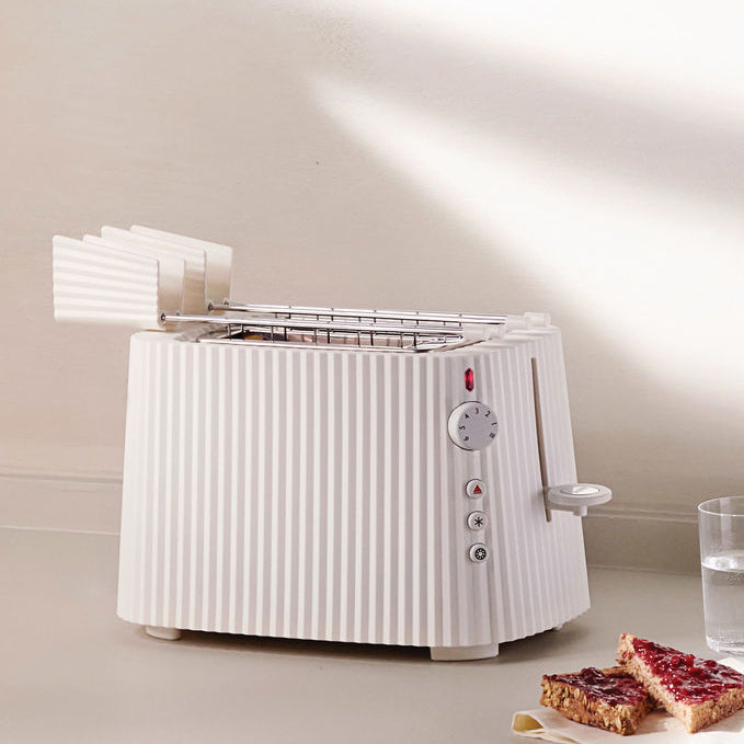 Alessi Plissee Toaster, Europäischer Stecker