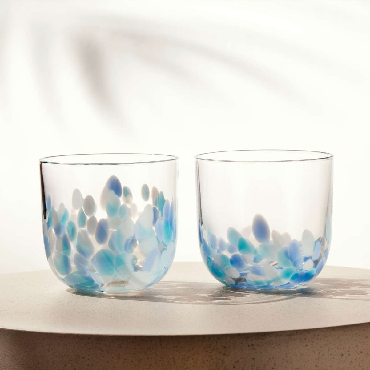 Blaues Wasserglas aus der Like Glass Kollektion von Boch-4