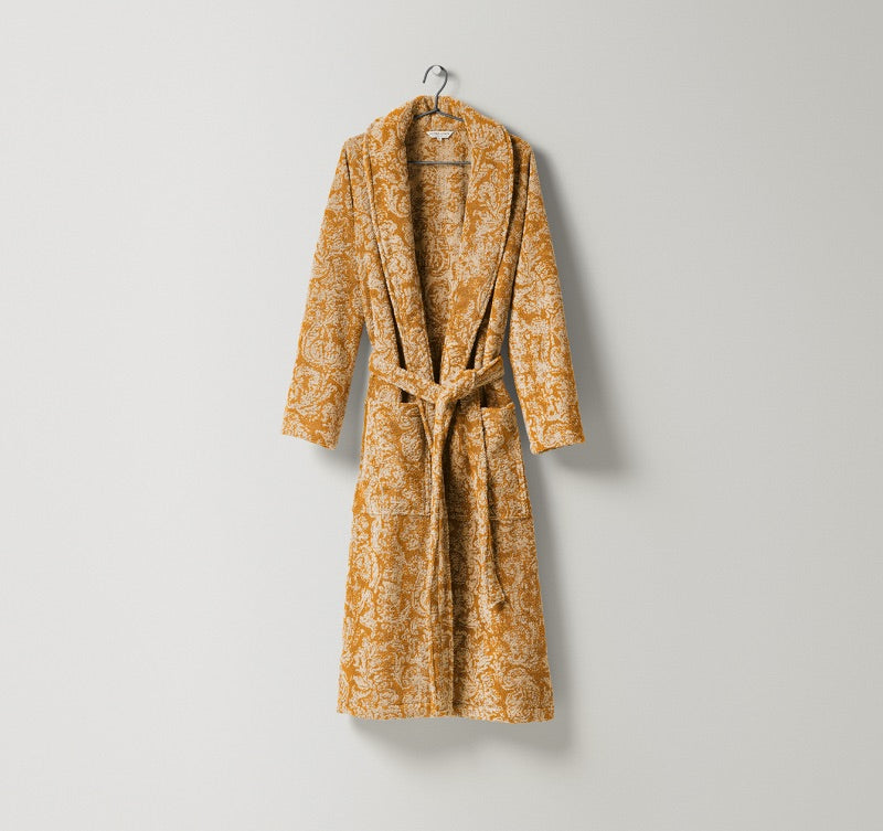 Zweifarbiger Jacquard-Bademantel Friuli für Damen und Herren in Sand und Honiggelb mit Barockmuster aus Leinen-Baumwoll-Frottier in Elfenbeinfarbe, Modell Friuli, optional mit Kapuze

