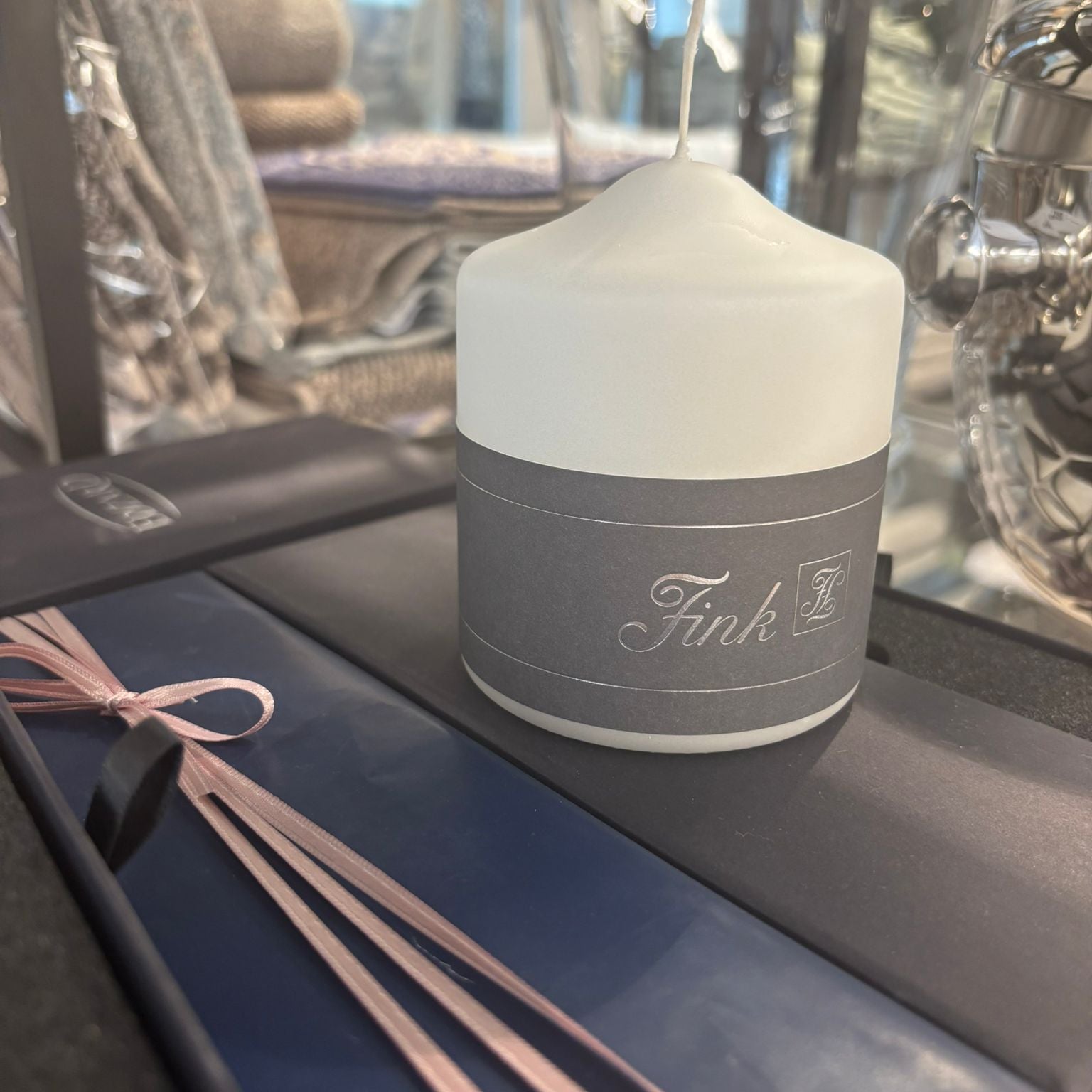 Fink Living CANDLE metallic Stumpenkerze weiss